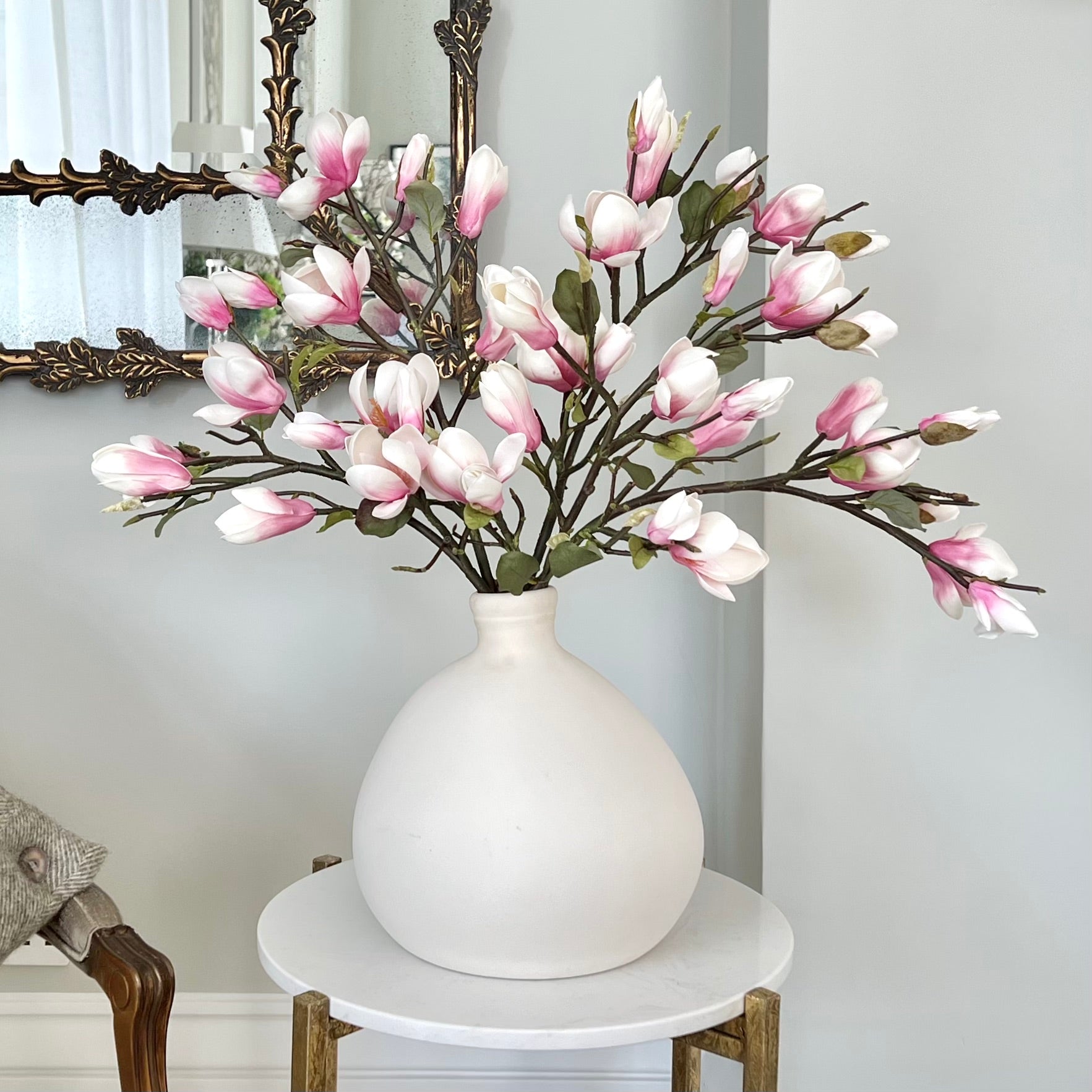 Luxury Lifelike Realistic Artificial Flowers Fabric Silk Luxury Flower Stem Silk Flower Arrangement Pink Tall Magnolia in Burford Vase with Foliage Buy Online from The Faux Flower Company UK Trade Wholesale Bulk Buy Discounts ABY7098PK