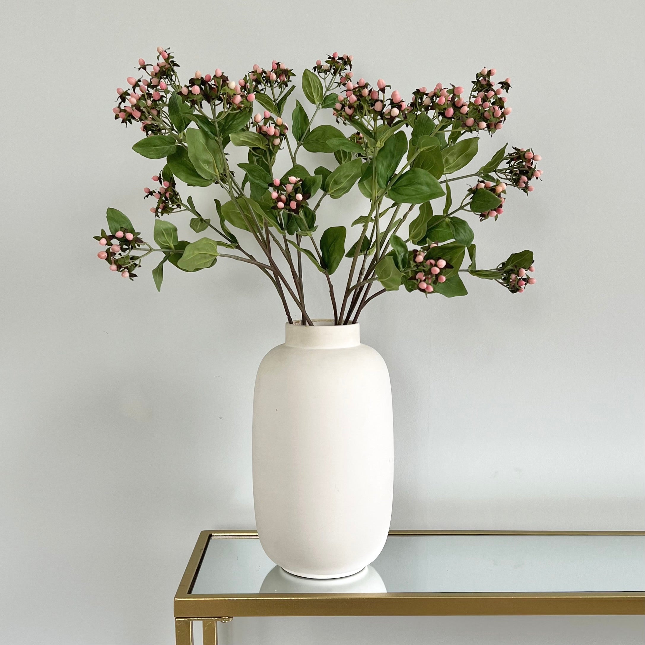 Wholesale Artificial Flowers High Quality Faux Silk Flowers for Wholesale and Trade Artificial Pink Hypericum Berry in bulk