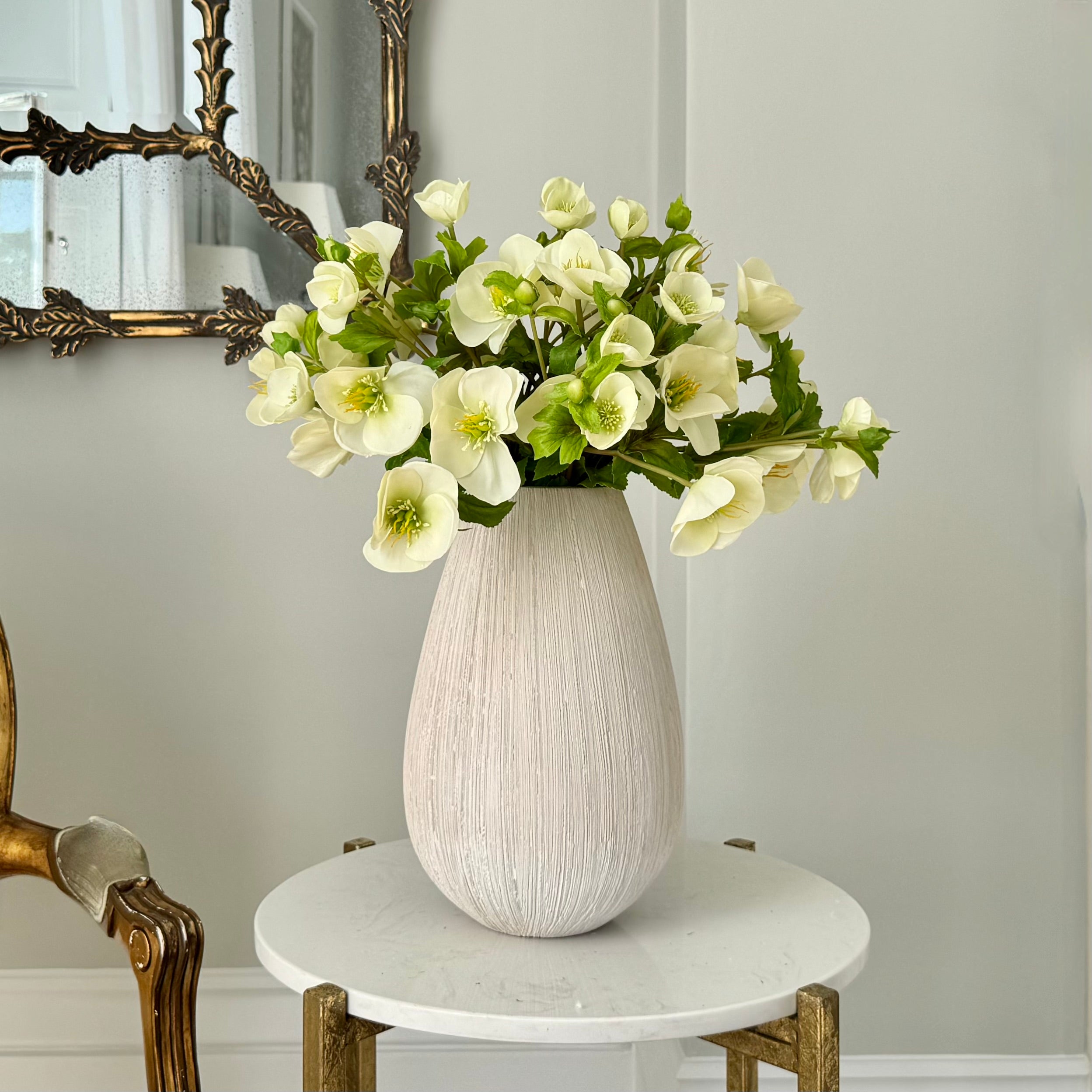 Wholesale Artificial Flowers High Quality Faux Silk Flowers for Wholesale and Trade Artificial White & Green Hellebore in bulk