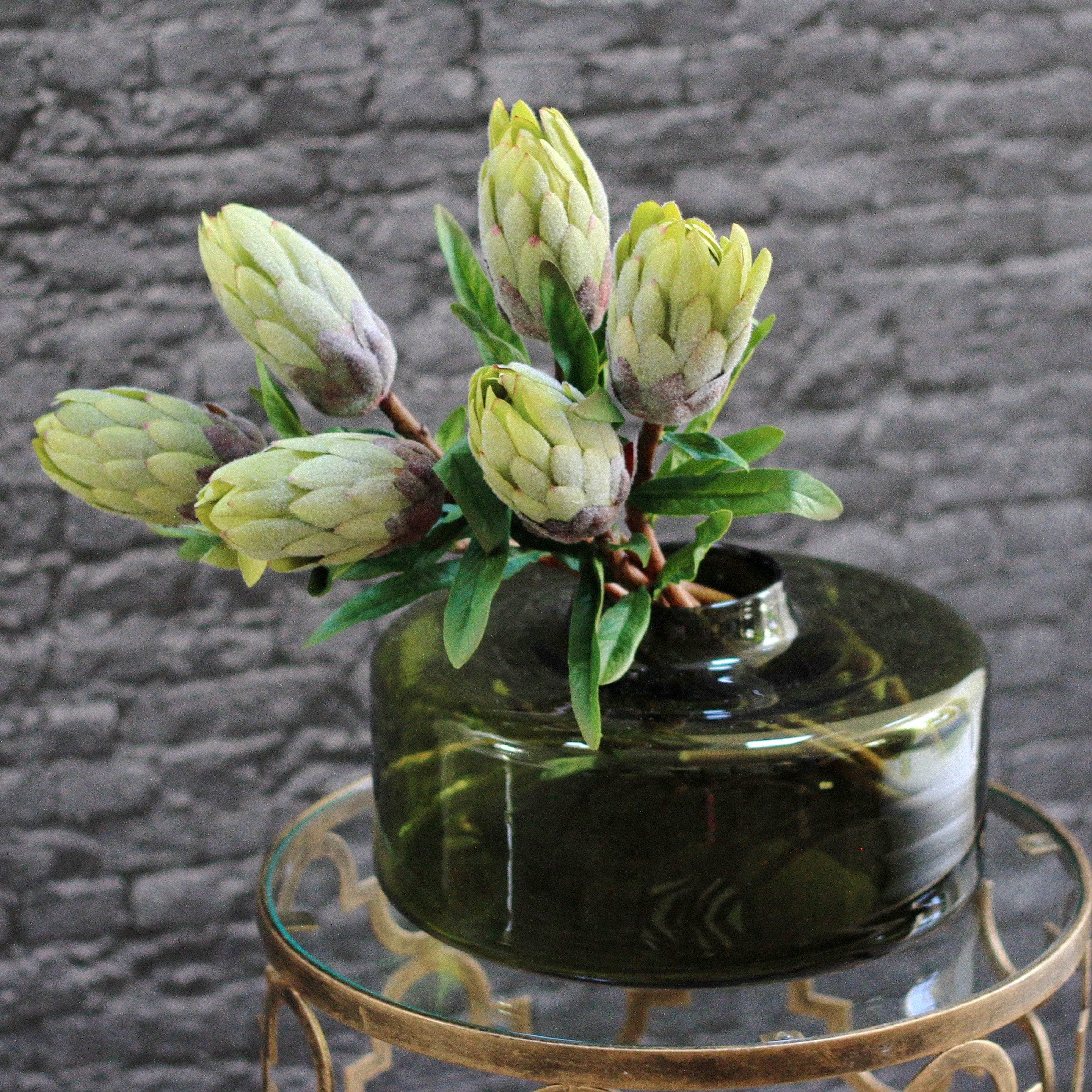 Wholesale Artificial Flowers High Quality Faux Silk Flowers for Wholesale and Trade Artificial Green Protea Stem in bulk