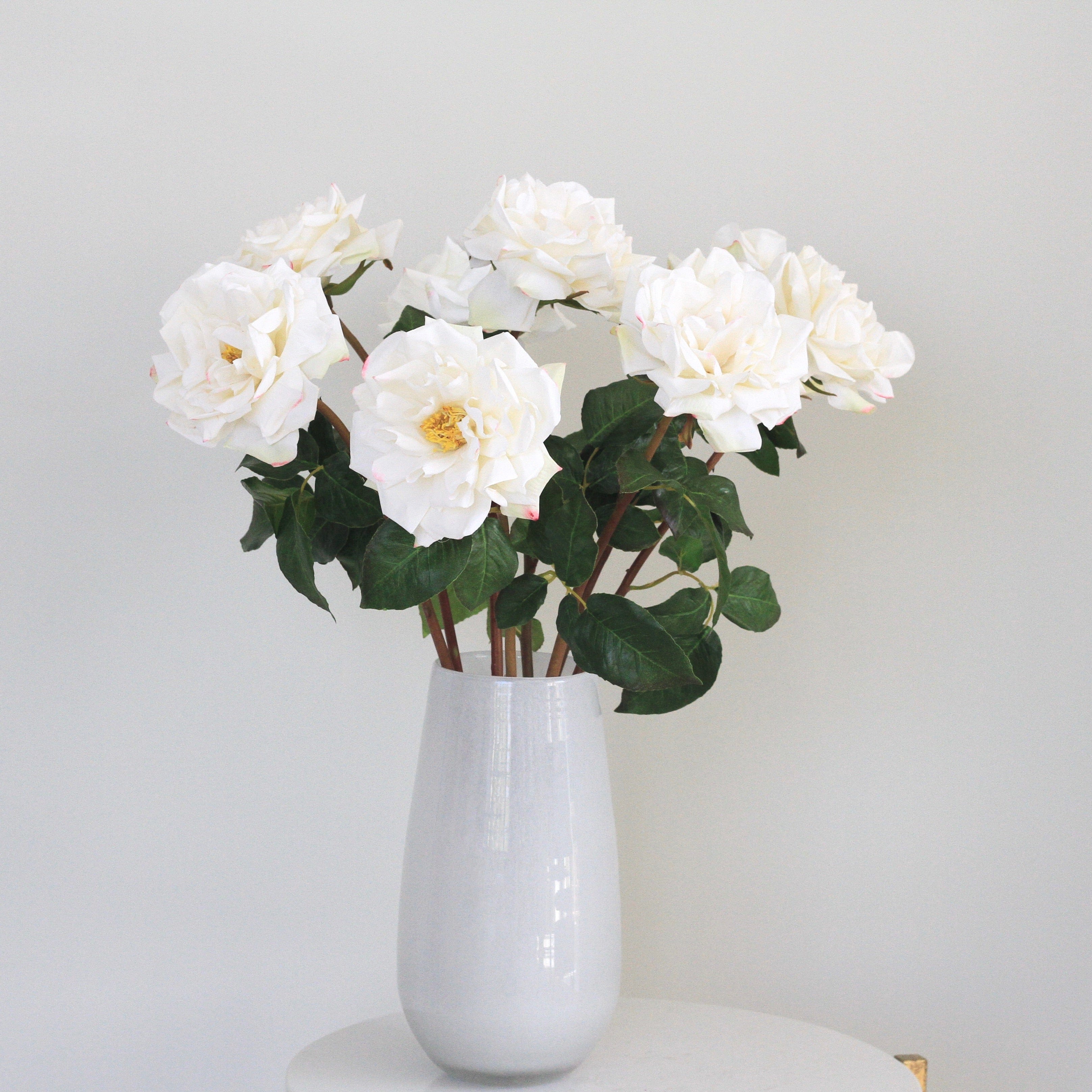 Wholesale Artificial Flowers High Quality Faux Silk Flowers for Wholesale and Trade Artificial White Garden Rose in bulk