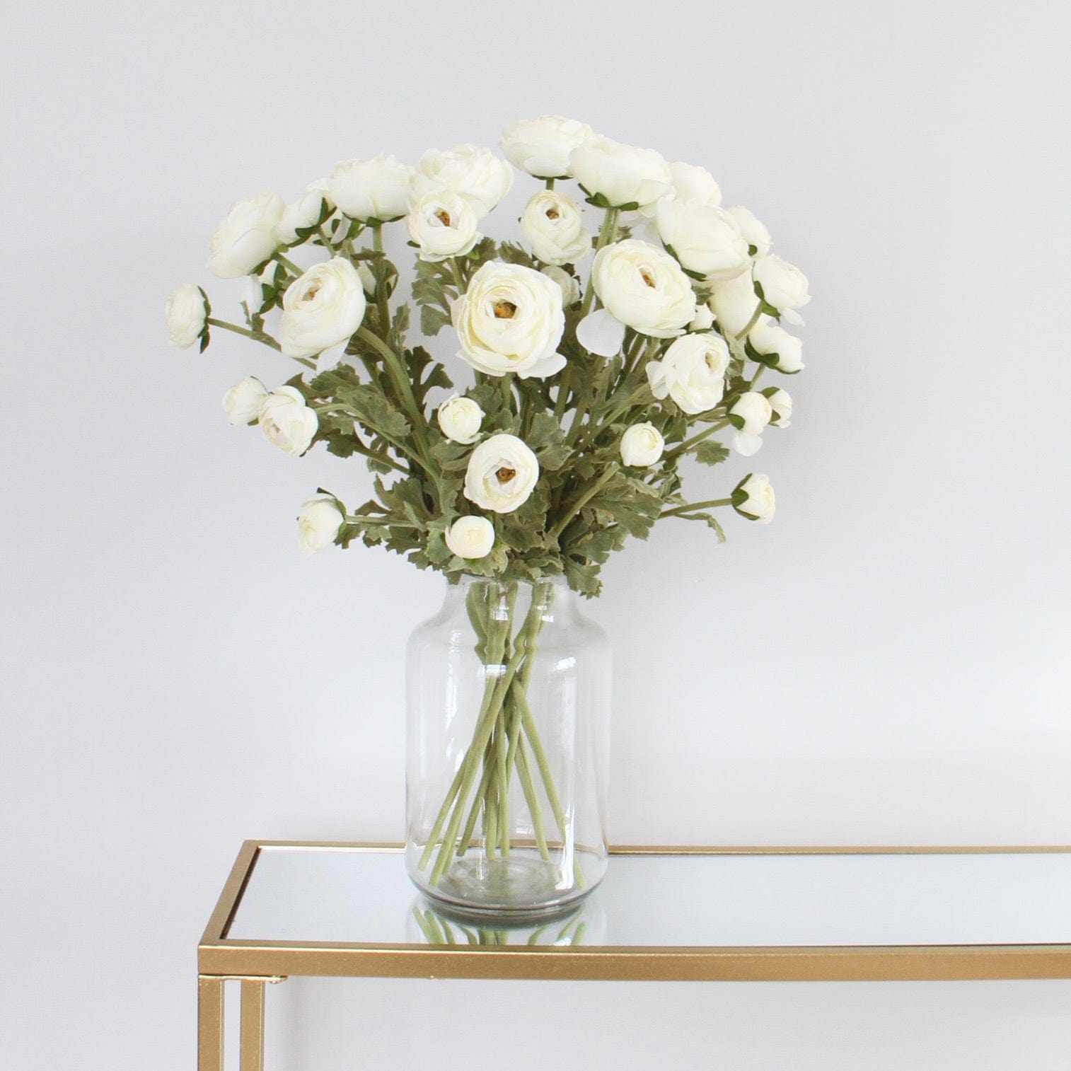 Wholesale Artificial Flowers High Quality Faux Silk Flowers for Wholesale and Trade Artificial White Ranunculus Spray in bulk